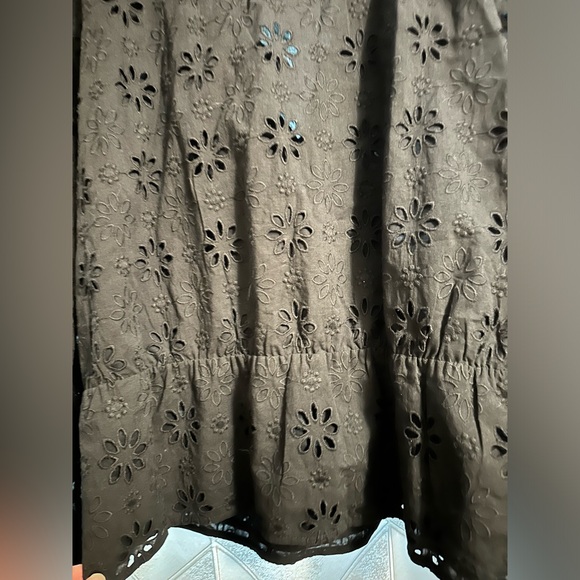 Ann Taylor Black Ruffle Blouse - XXLT - NWOT - Picture 4 of 4